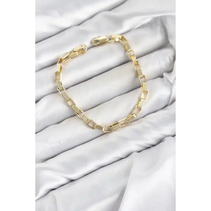 CM Kare Halka Model Gold Renk Pirinç Kadın Bileklik