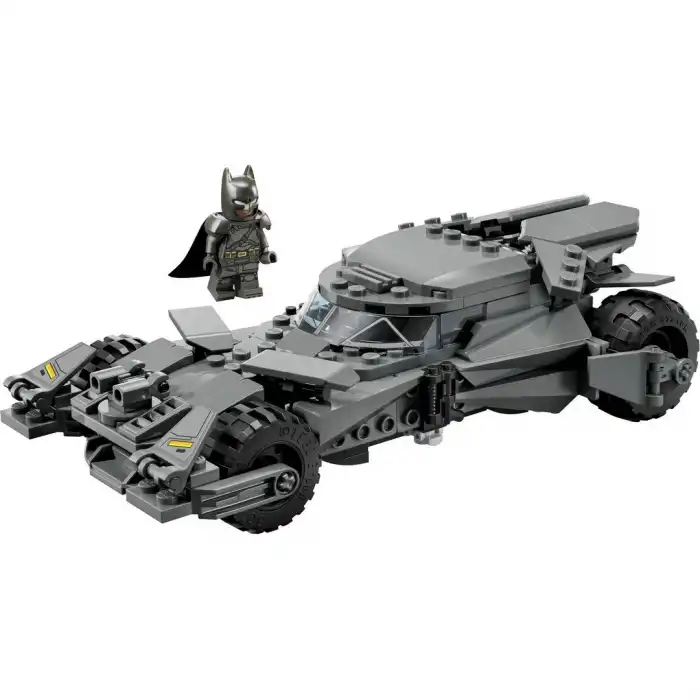 DC Batman Batman ve Superman Batmobile 76331