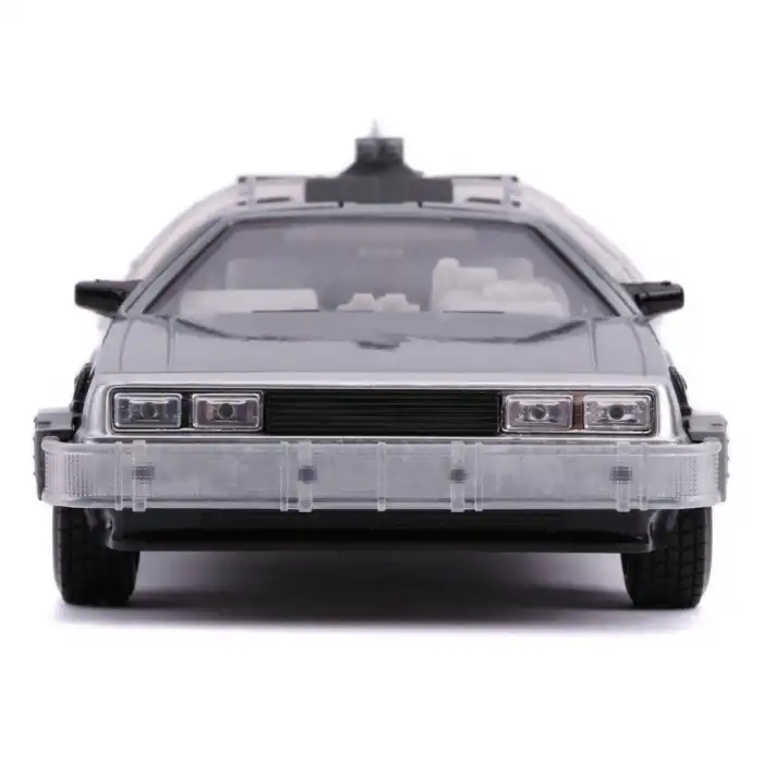 Geleceğe Dönüş Zaman Makinesi Model Aracı