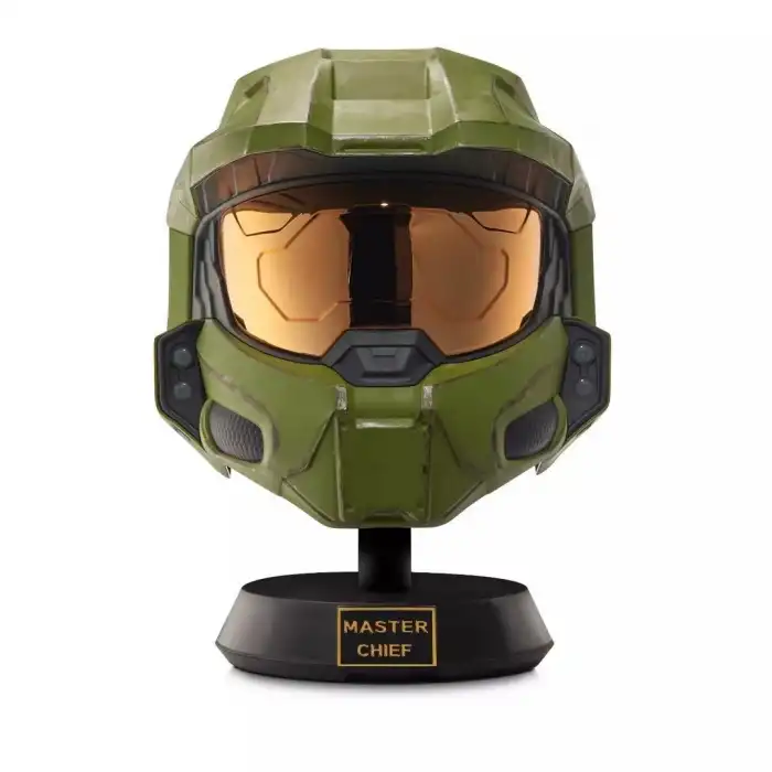 Halo Gerçekçi Master Chief Miğferi ve Sergi Standı