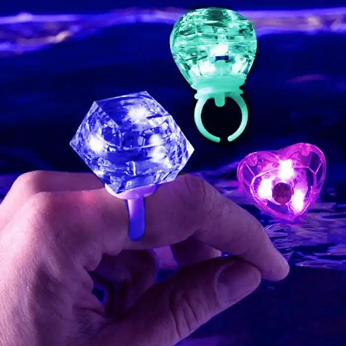 Kristal Tasarımlı Led Işıklı Mor Yüzük