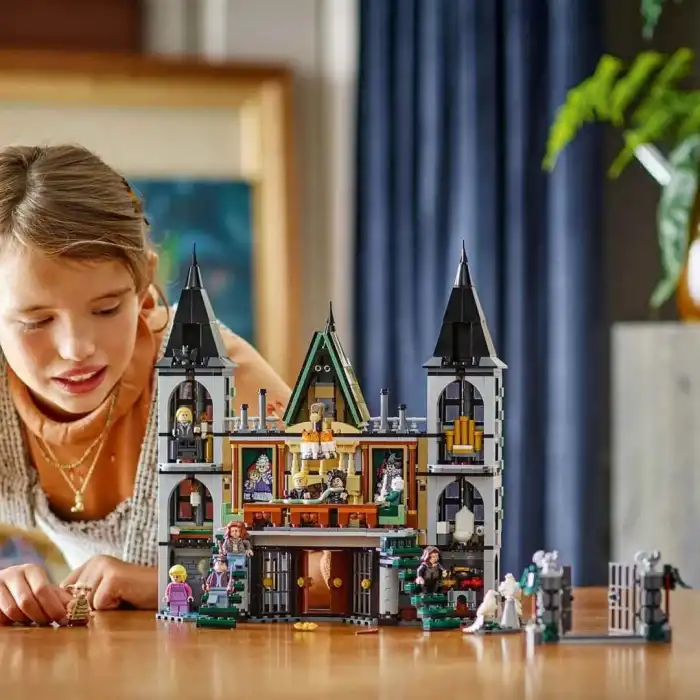 LEGO Harry Potter Malfoy Malikanesi 76453