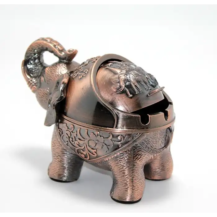 Metal Fil Figürlü Küllük Model 2
