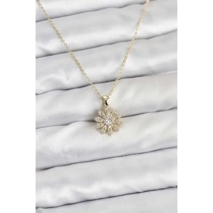 Pirinç Gold Renk Çiçek Model Kadın Kolye