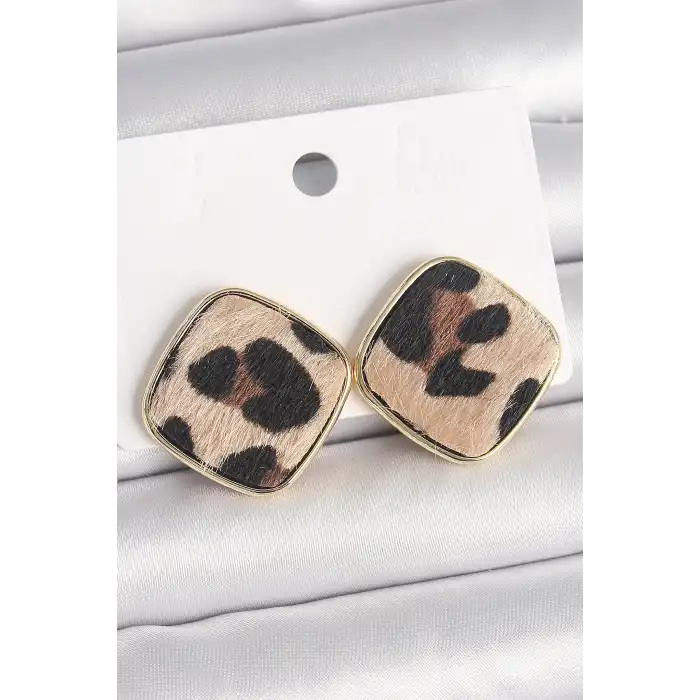 Pirinç Gold Renk Kare Leopar Model Kadın Küpe
