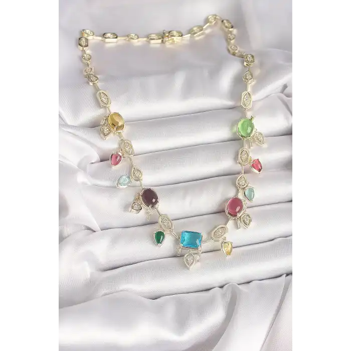 Pirinç Gold Renk Renli Zirkon Taşlı VIP Seri Kadın Kolye