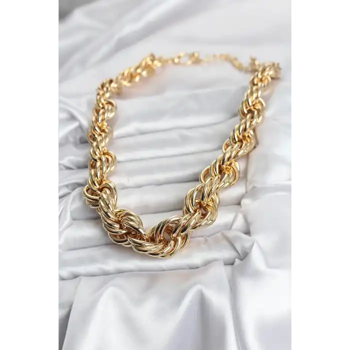 Pirinç Gold Renk Sarmal Halat Model Kadın Kolye