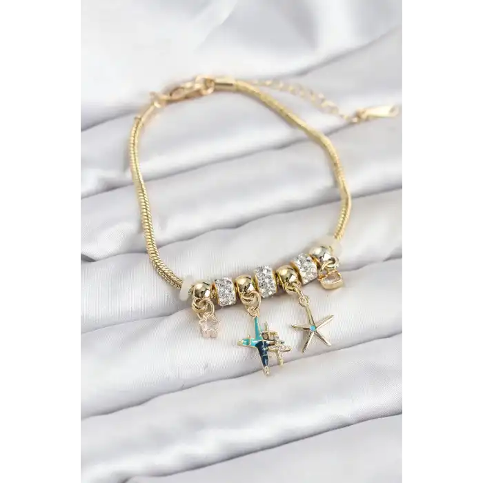 Pirinç Gold Renk Yıldız Model Charmlı Kadın Bileklik
