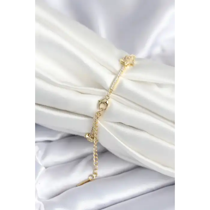 Pirinç Gold Renk Yıldız Model Kadın Bileklik