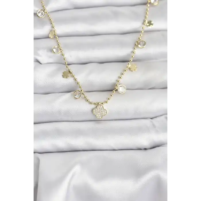 Pirinç Gold Renk Yonca Model Kadın Kolye