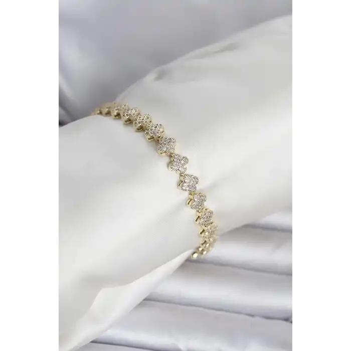 Pirinç Gold Renk Yonca Model Sıralı Zirkon Taşlı Kadın Bileklik