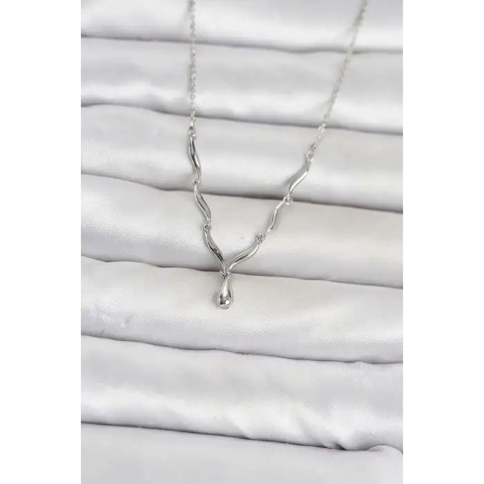 Pirinç Gümüş Renk Damla Model Kadın Kolye