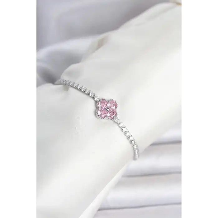 Pirinç Gümüş Renk Pembe Zirkon Taşlı Yonca Model Su Yolu Kadın Bileklik