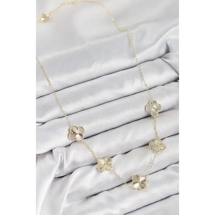 Pirinç VIP Yonca Model Gold Renk Kadın Kolye
