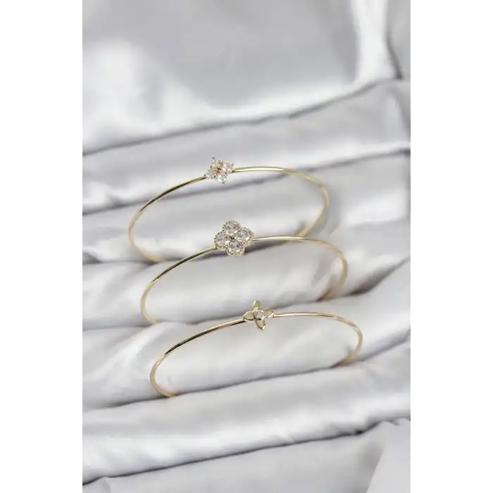 Zirkon Taşlı Gold Renk Yonca Tasarım 3lü Kadın Bileklik Kombini