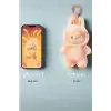 Sevimli Karakter Figürlü Peluş Oyuncak, Anahtarlık Halkası ile Birlikte Sunulmaktadır
