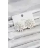 Beyaz Renk Kristal Taşlı Çiçek Model Kadın Küpe