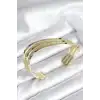 Eğik Şerit Model Gold Renk Pirinç Kadın Bileklik