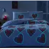 Glow Parlayan Çift Kişilik Nevresim Takımı Cordelia Kırmızı