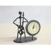 Metal Saatli Keman Çalan Müzisyen Alk4333