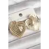 Pirinç Gold Renk İşlemeli Plaka Kalp Model Kadın Küpe