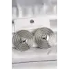 Pirinç Gümüş Renk Kalp İşlemeli Daire Plaka Model Kadın Küpe