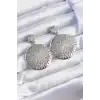 Pirinç Gümüş Renk Oval İşlemeli Küpe