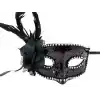 Siyah Renk Yandan Tüylü Güllü Gümüş Taşlı Pullu Maske 20x22 cm