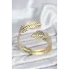 Yaprak Model Gold Renk Kadın Bileklik