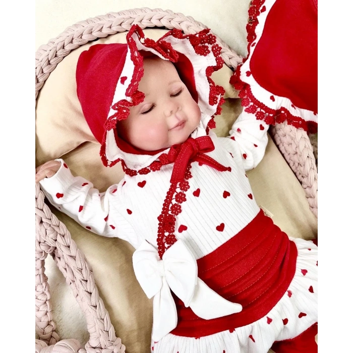 Kalp Desenli Dantel İşlemeli Hastane Çıkışı