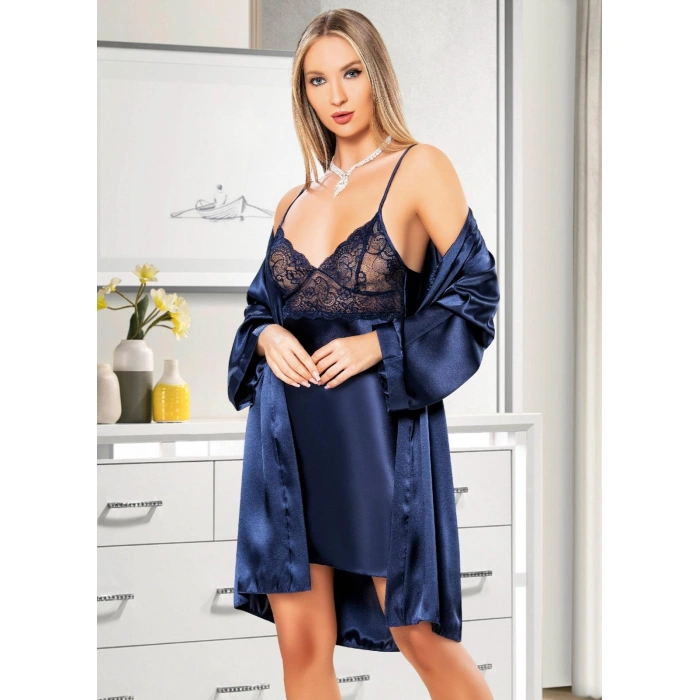 5051 Miss Laris Gecelik