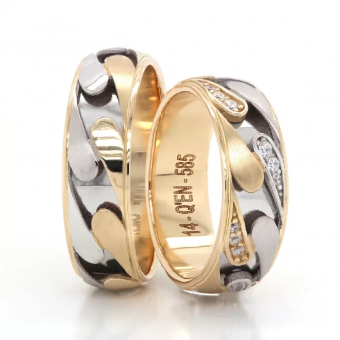 Two Tone Embossed Wedding Ring Set