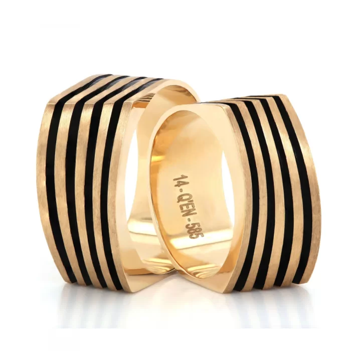 Unique Black Striped Wedding Ring Set