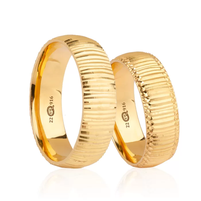 Yellow Gold Vertical Textured Wedding Ring Set