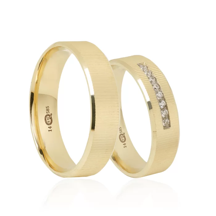 Yellow Gold Textured Wedding Ring For Men