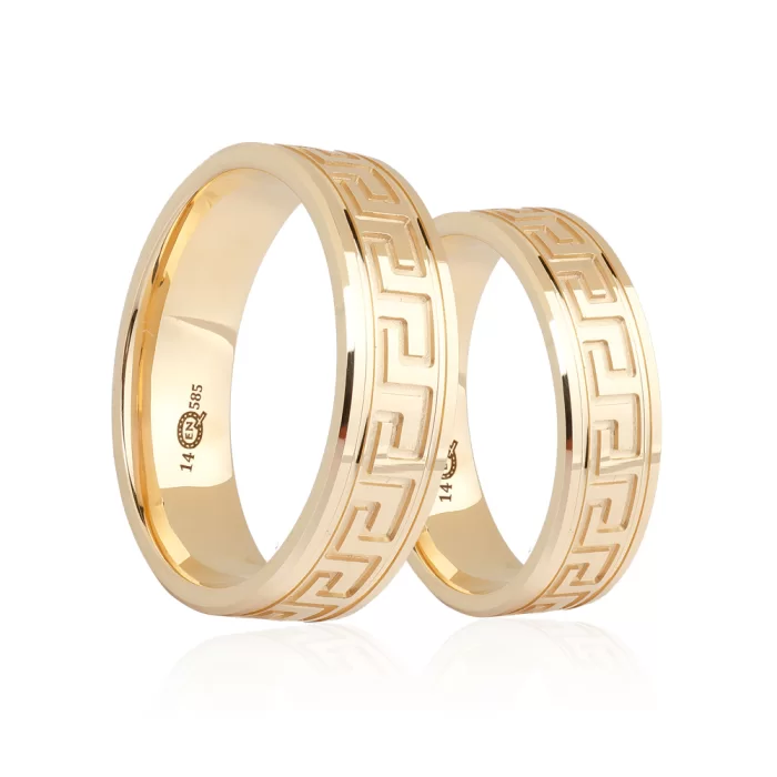 Yellow Gold Labyrinth Carved Pattern Wedding Ring For Women