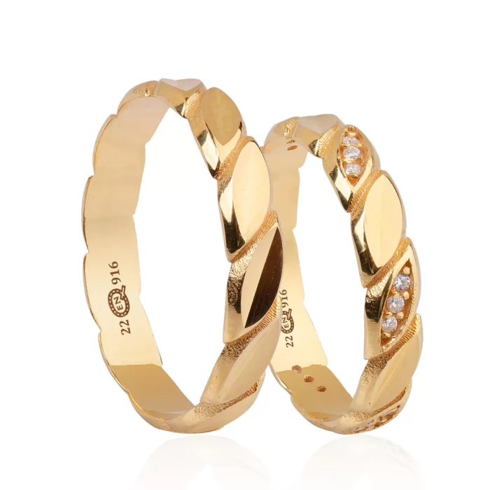 Yellow Gold Leaf Design Engagement Ring Set