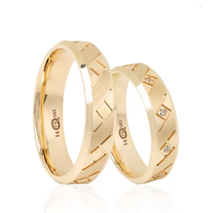 Gold Cross Square Patterned Stone Embroidered Wedding Ring Set