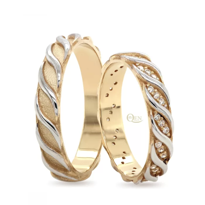 Sequential Wave Patterned Stone Engagement Ring Set