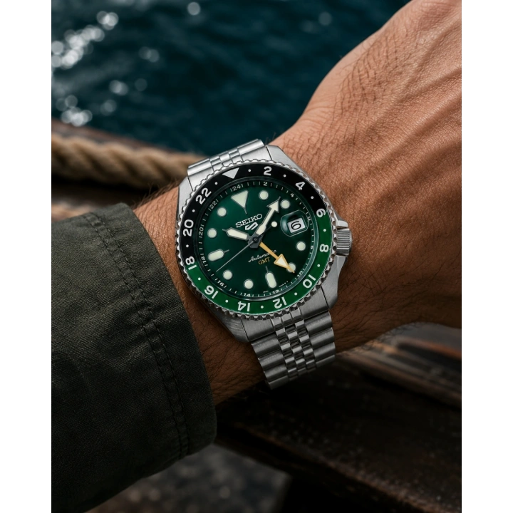 Seiko 5 Sports GMT SSK035K Otomatik Erkek Kol Saati
