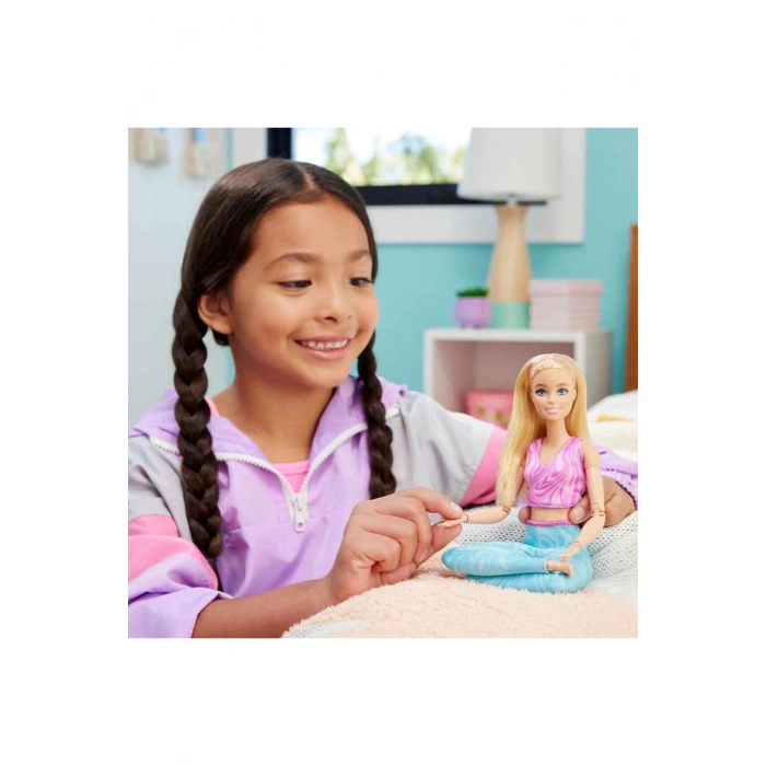 ® Sonsuz Hareket™ Bebeği,Sarışın, Çıkarılabilir sporcu atleti ve tayt giyen HRH27