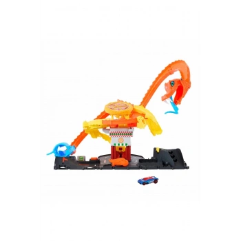 Pizza Dükkanında Kobra Saldırısı Oyun Seti HTN81