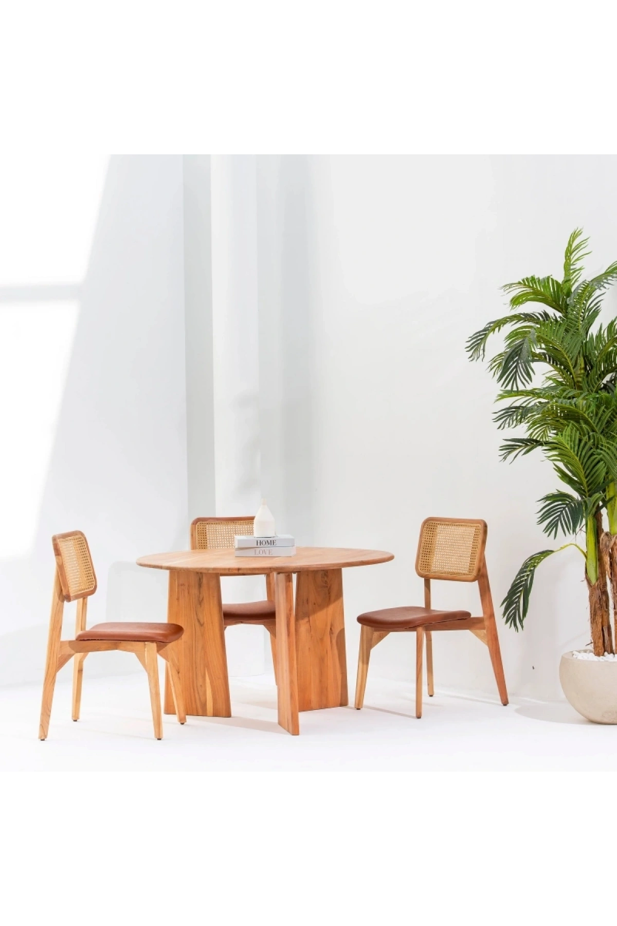 Evora Masif Ahşap Yuvarlak Yemek Masası