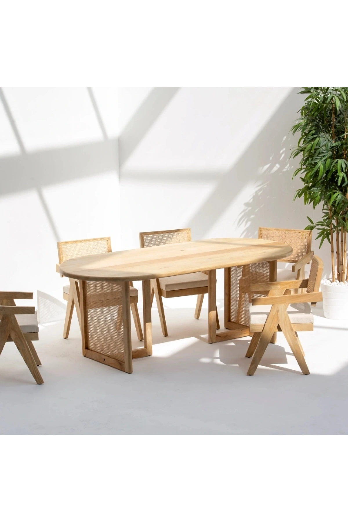 Evora Masif Ahşap Hazeran Detaylı Yemek Masası