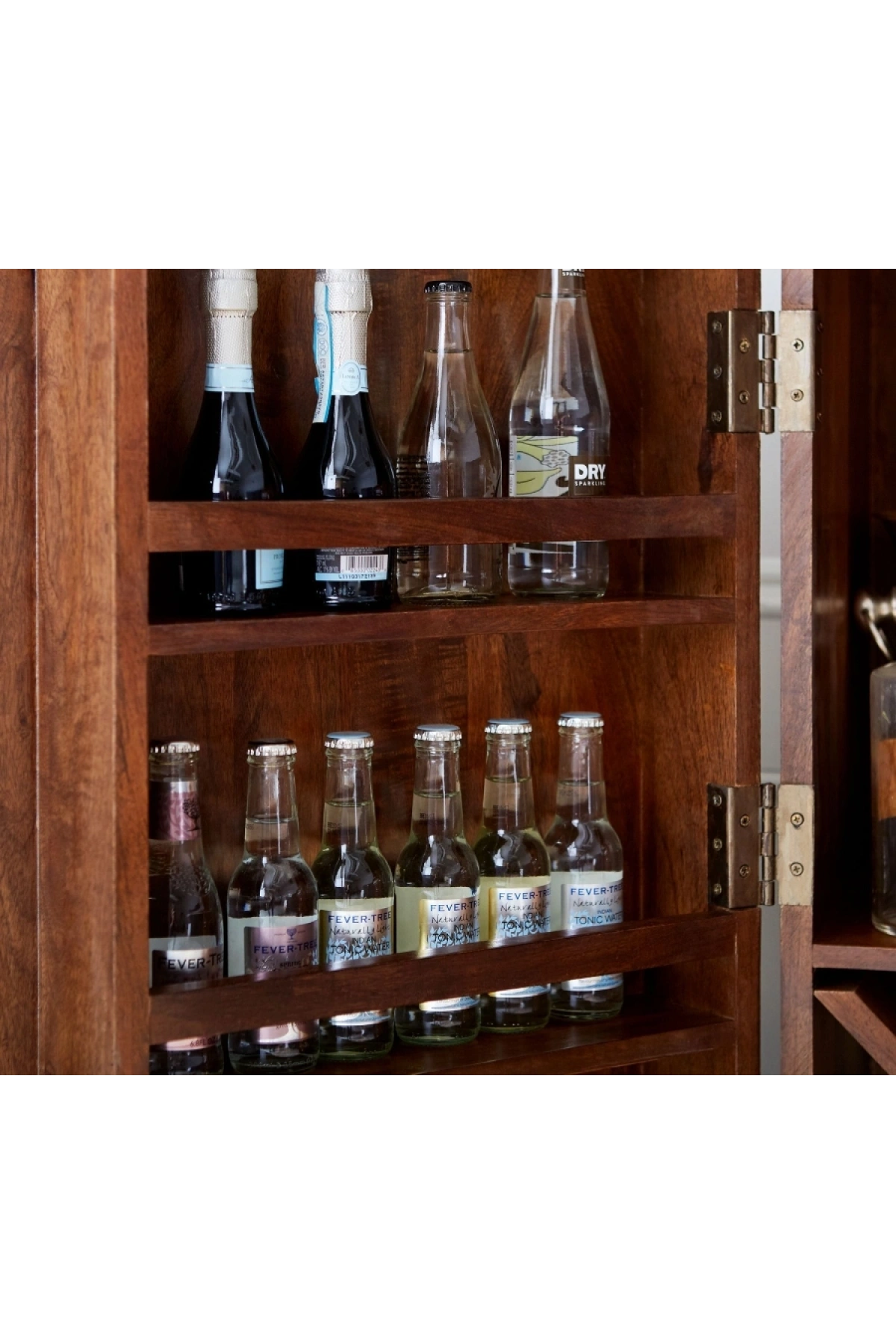 Vinterra Masif Ahşap Bar Dolabı