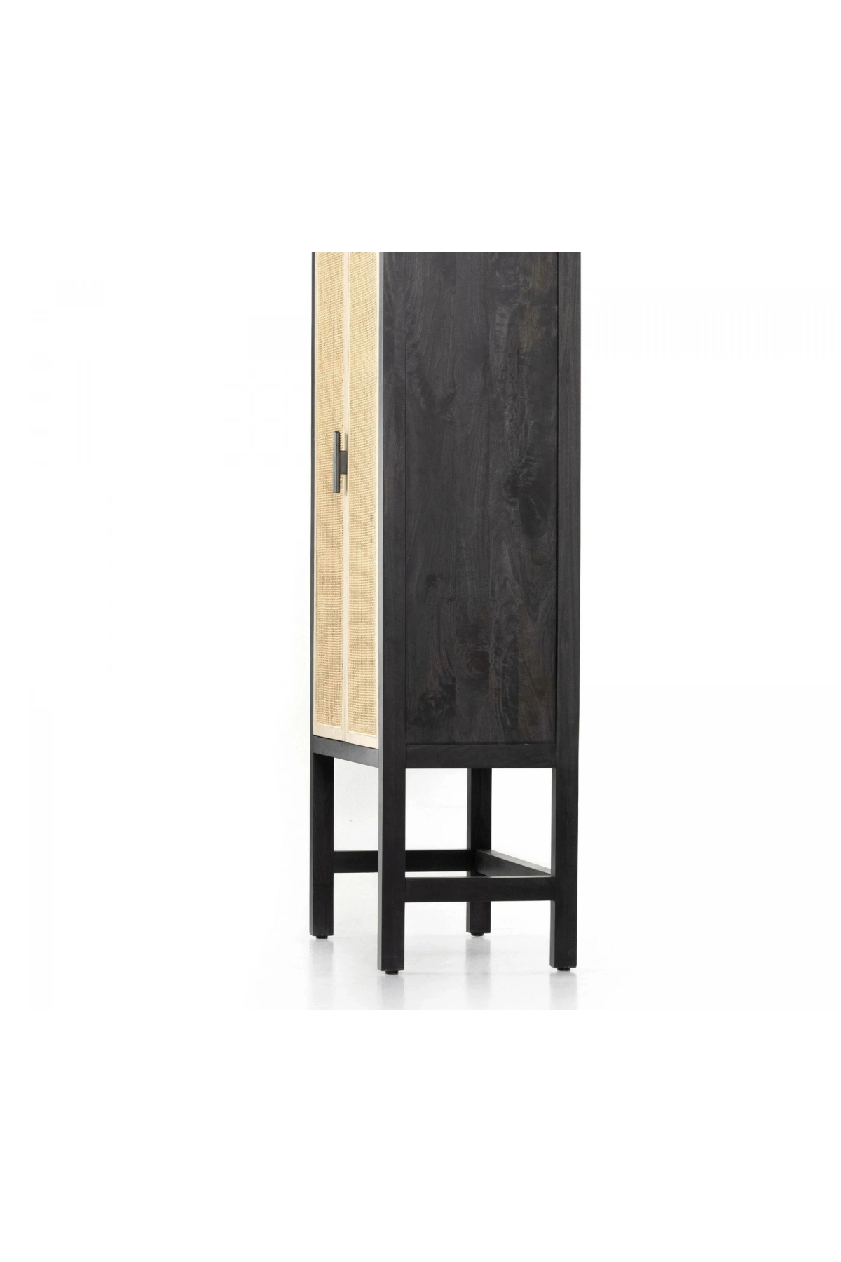 Noir Masif Ahşap Rattan Detaylı Büfe Dolap