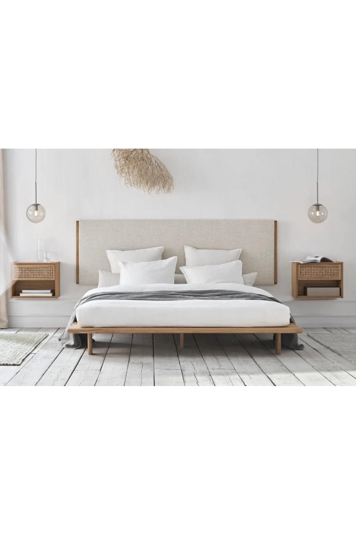 Masif Ahşap Doğal Hazeranlı Raflı Uçan Komodin 40x40x30 cm