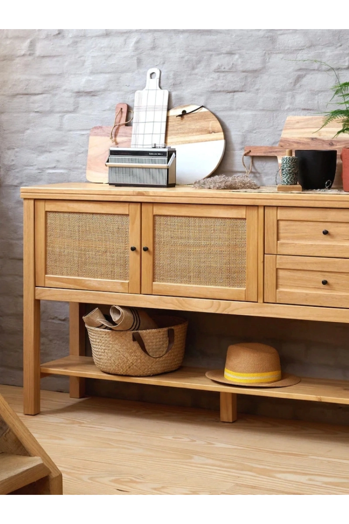 Altea Rattan Detaylı Raflı Masif Konsol