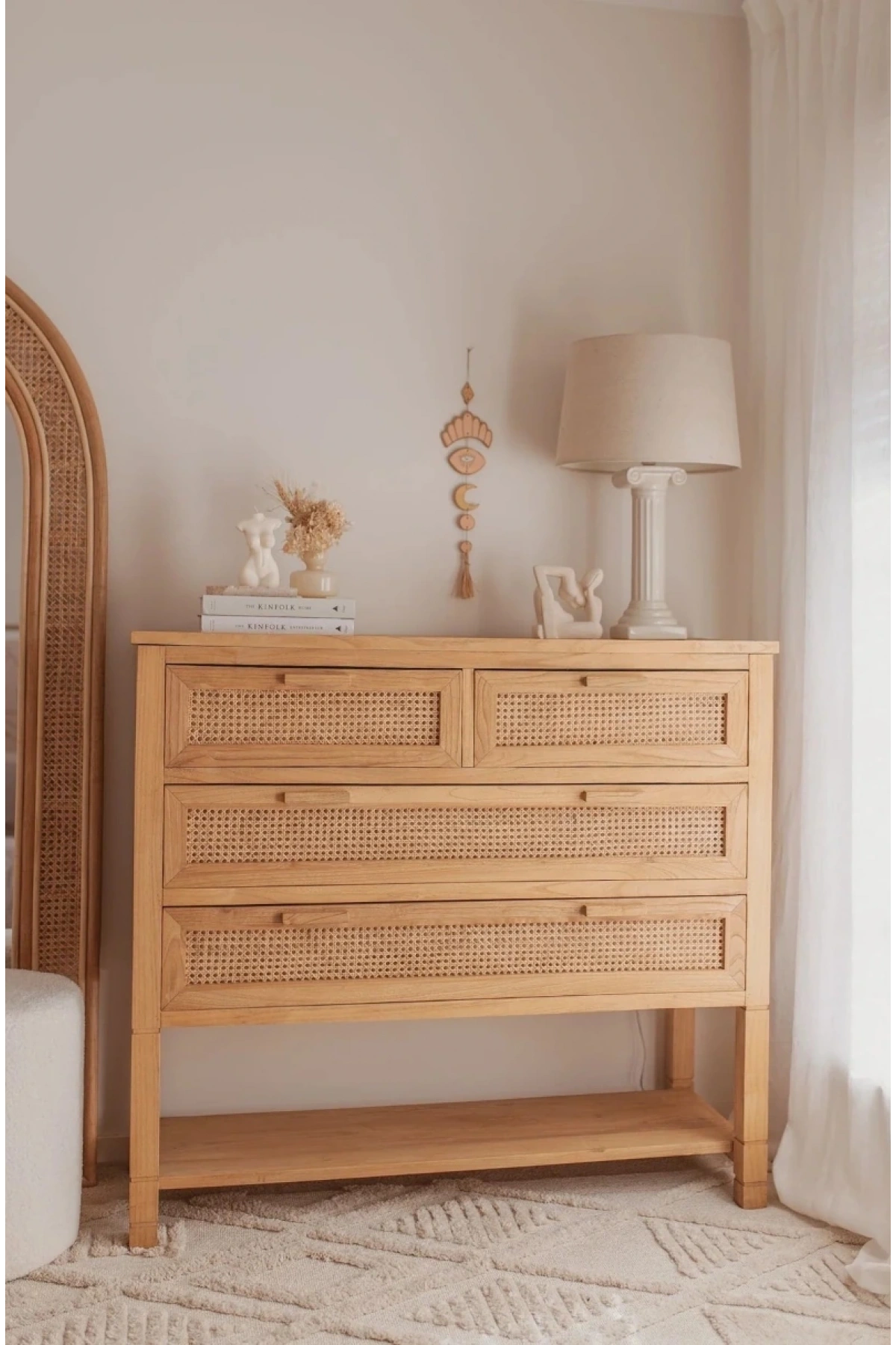 Dublin Bambu Hazeran Detaylı Masif Ahşap Şifonyer