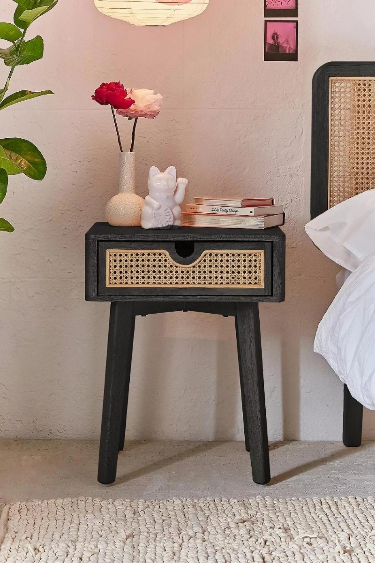 Hazeran Detaylı Masif Ahşap Darkness Siyah Komodin 45x55x35 cm